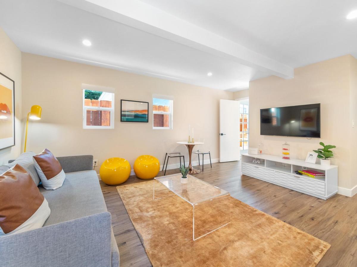 Ferienhaus Perfection - Private Patios, Bbq Walk2beach & Pet Friendly!